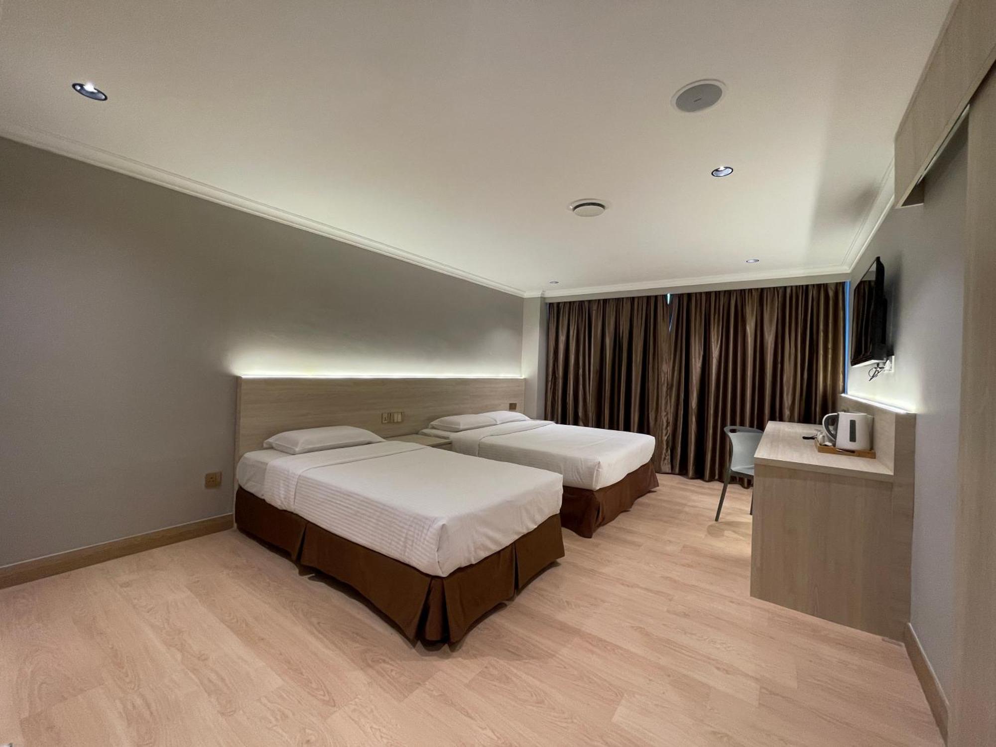 Double Deluxe Room,1536796396:JPEG